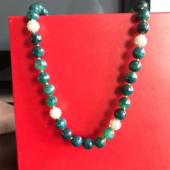 Jewelry - Hold15" Necklace Real Jade stones with gold plate